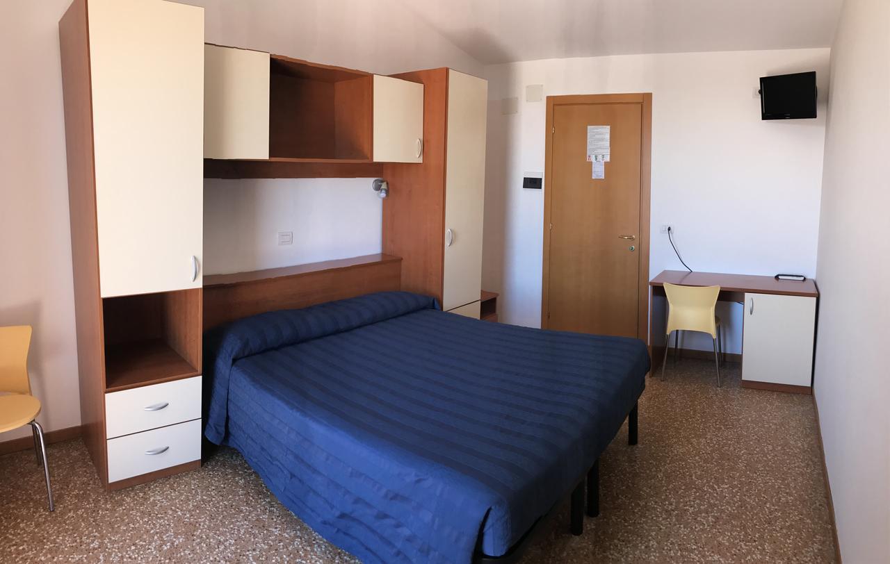 Hotel Turismo Europa カザル・ボルセッティ エクステリア 写真